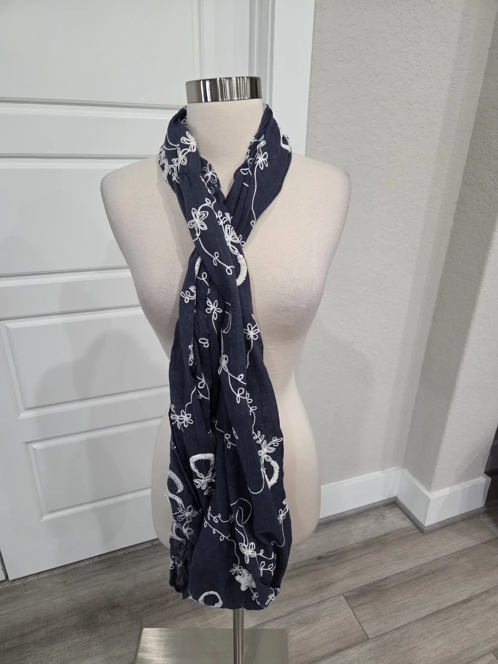 VAN HEUSEN Navy Floral Embroidered Infinity Scarf